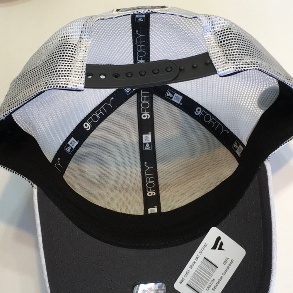 NFL Kansas City Chiefs ‘Super Bowl Champions’ New Era SnapBack Hat. - Picture 5 of 6